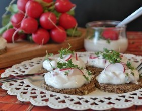 Mixed Radishes with Yogurt Butter 