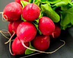 Roasted Radishes With Thyme