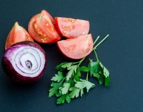 Tomato Red Onion Salad